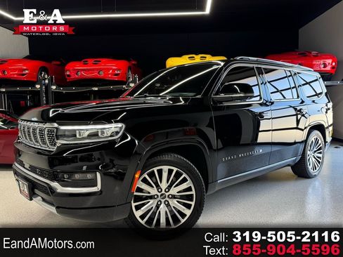 Used 2022 Jeep Grand Wagoneer Series III AWD/4WD image 1