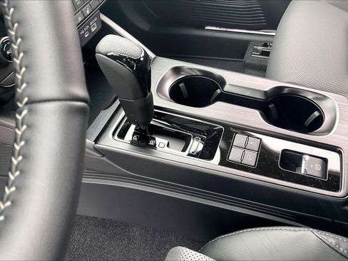 New 2026 Subaru Outback Touring XT image 8