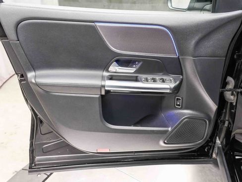 Certified 2022 Mercedes-Benz GLA 250 image 26