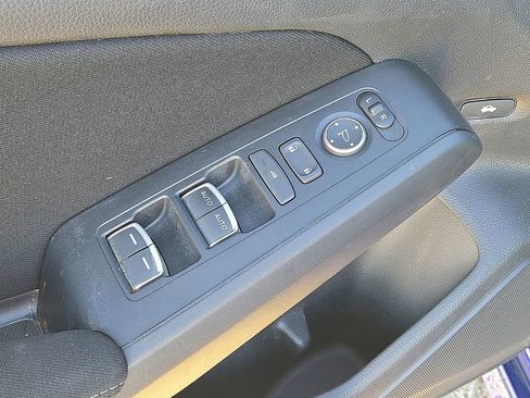 Used 2023 Honda Civic Sport image 22