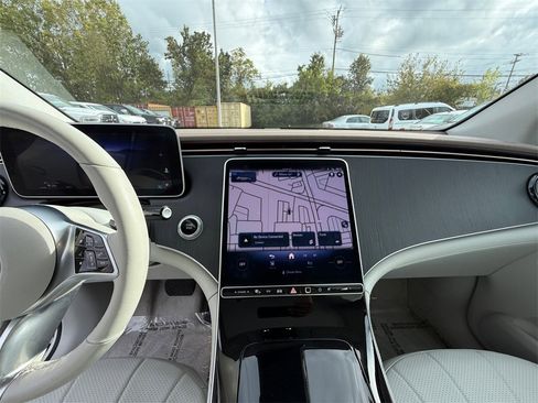 Used 2023 Mercedes-Benz EQE 350+ 4MATIC SUV image 16