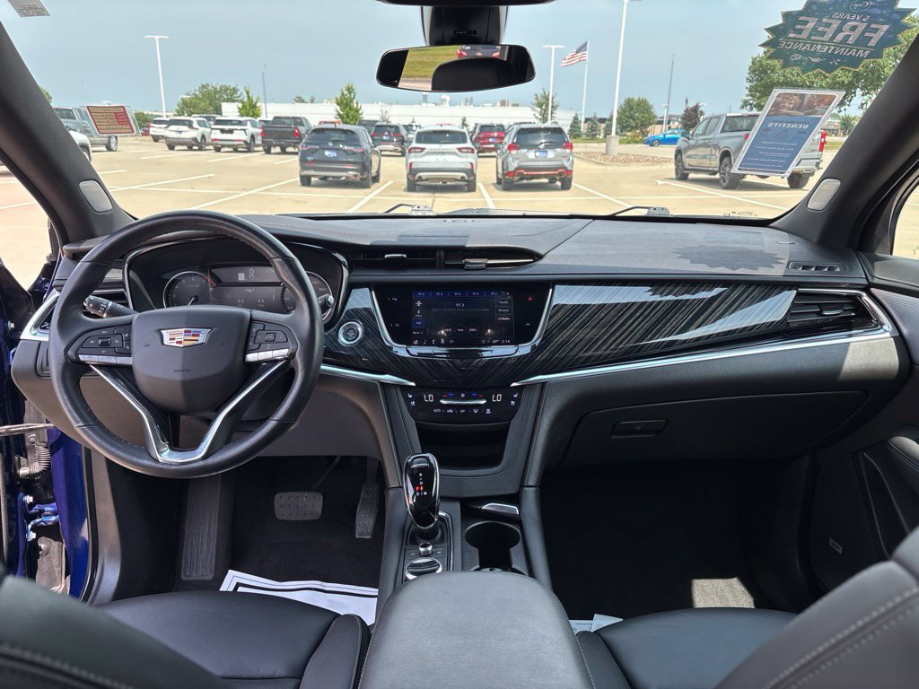 Used 2024 Cadillac XT6 Premium Luxury AWD/4WD image 37