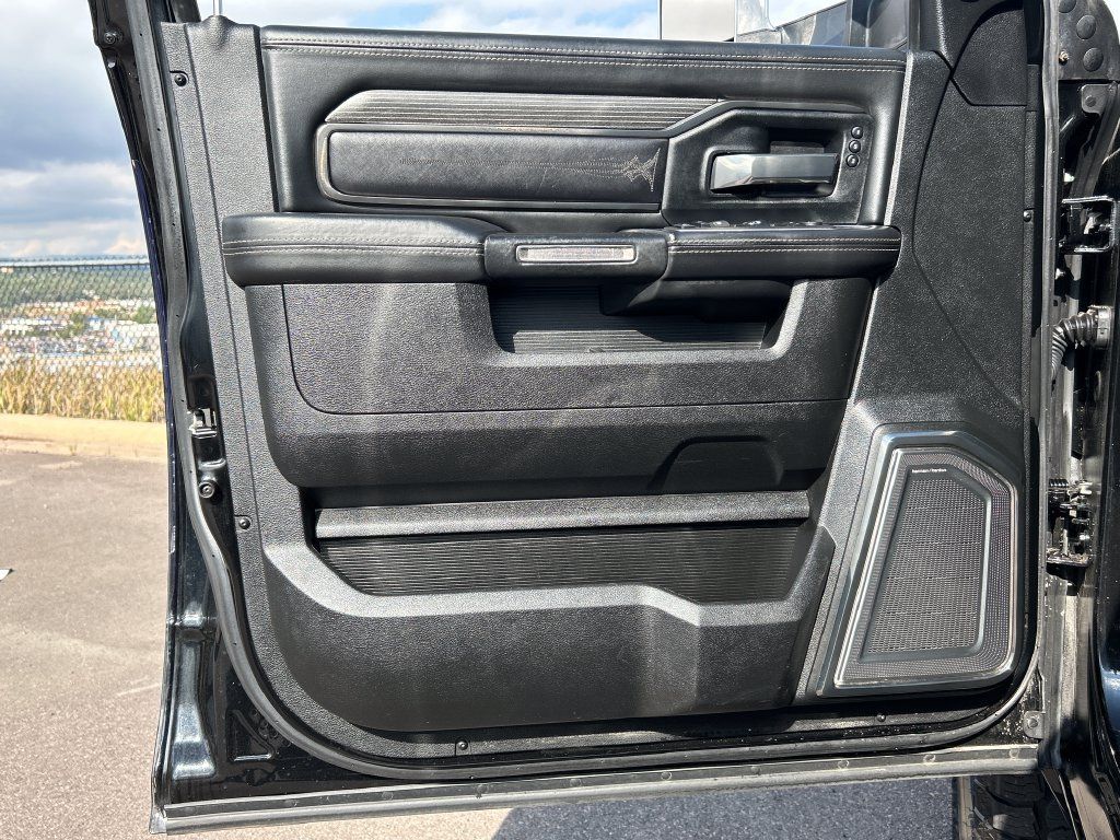 Used 2021 RAM 2500 Limited AWD/4WD image 31