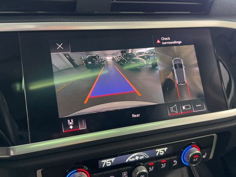 Certified 2022 Audi Q3 2.0T Premium Plus image 23