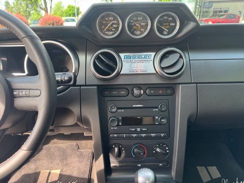 Used 2007 Ford Mustang Shelby GT500 RWD image 9