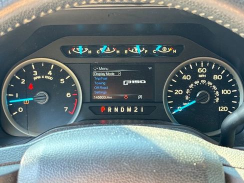 Used 2015 Ford F150 XLT w/ Equipment Group 302A Luxury image 22