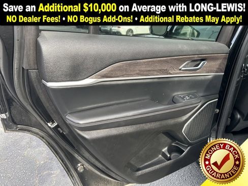 Used 2021 Jeep Grand Cherokee L Limited image 23