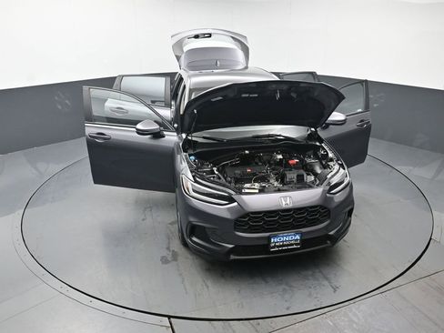 Used 2023 Honda HR-V LX image 45