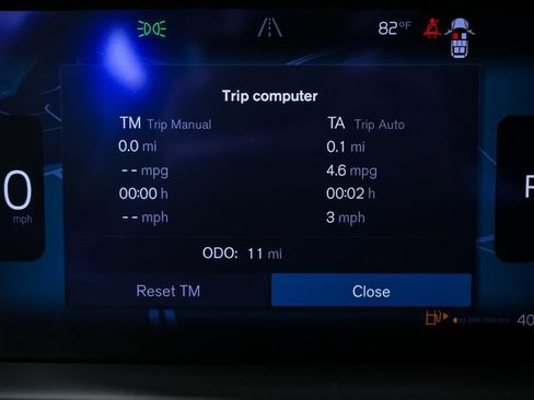 New 2026 Volvo XC90 B6 Plus w/ Protection Package Premier image 12