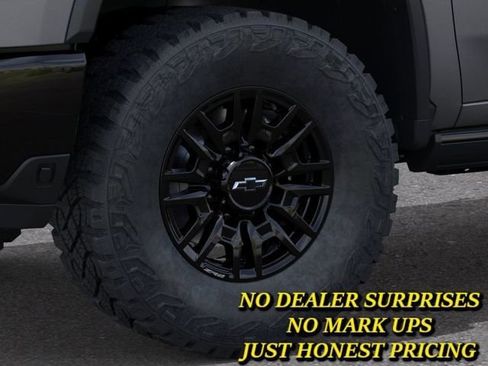 New 2026 Chevrolet Silverado 2500 ZR2 AWD/4WD image 9