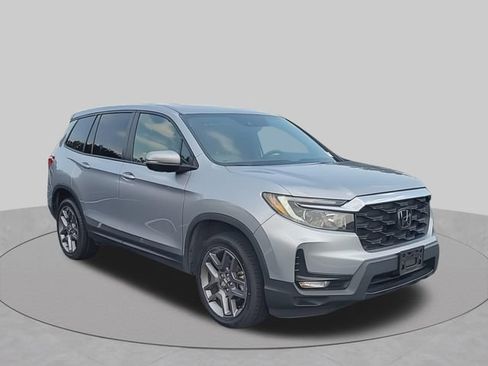 Used 2023 Honda Passport EX-L image 2