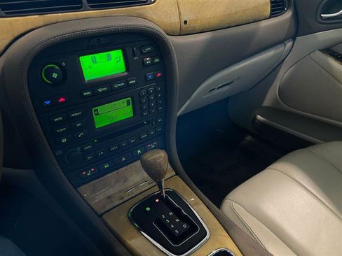 Used 2006 Jaguar S-TYPE 3.0 image 52