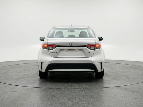 Used 2025 Toyota Corolla LE image 7