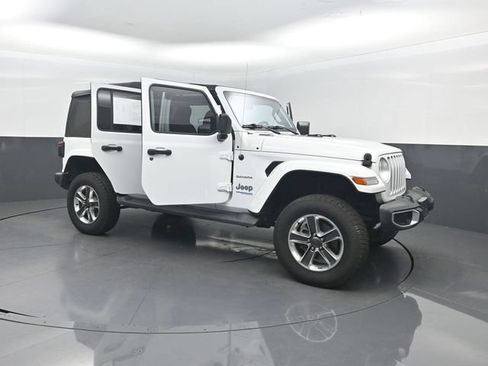 Used 2021 Jeep Wrangler Unlimited Sahara AWD/4WD image 27