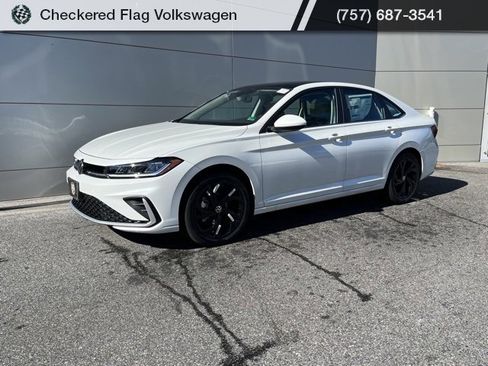 New 2026 Volkswagen Jetta SE image 12