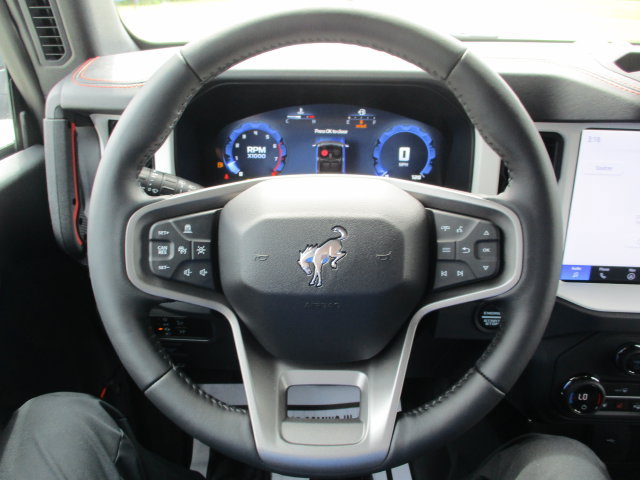 Used 2025 Ford Bronco Stroppe Edition AWD/4WD image 12