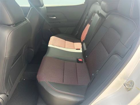 New 2025 Nissan Kicks SR image 7