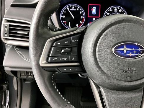 Used 2025 Subaru Outback Limited AWD/4WD image 10