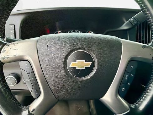 Used 2016 Chevrolet Express 3500 LT w/ LT Preferred Equipment Group image 11