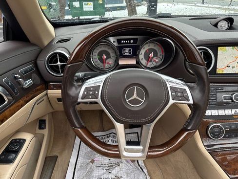 Used 2013 Mercedes-Benz SL 550 image 22