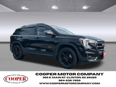 Used 2024 GMC Terrain AT4 w/ Tech Package AWD/4WD image 7