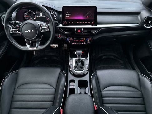 Used 2024 Kia Forte GT-Line w/ GT-Line Premium Package FWD image 11