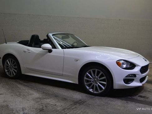 Used 2017 FIAT 124 Spider Lusso image 25