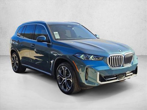 Used 2026 BMW X5 sDrive40i w/ Climate Comfort Package image 7