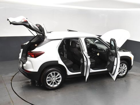New 2025 Chevrolet TrailBlazer LS w/ LS Convenience Package FWD image 48