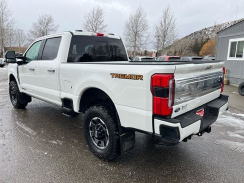 Used 2024 Ford F250 Platinum w/ Tremor Off-Road Package AWD/4WD image 3