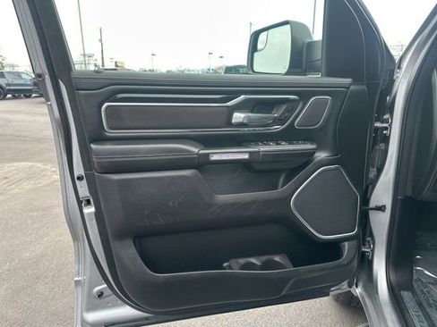 Used 2022 RAM 1500 Laramie AWD/4WD image 19