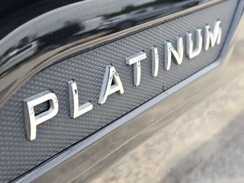 Used 2024 Toyota Sequoia Platinum AWD/4WD image 10