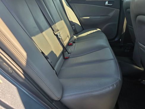 Used 2009 Hyundai Sonata Limited FWD image 15