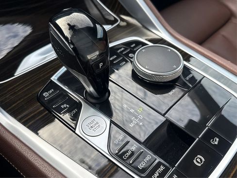 Used 2020 BMW X6 xDrive40i w/ Premium Package image 40