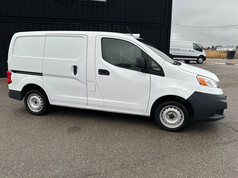 Used 2019 Nissan NV200 S w/ Cruise Control Package image 34