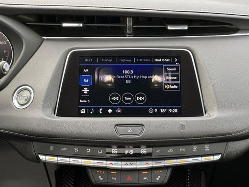 Used 2021 Cadillac XT4 Premium Luxury w/ Cold Weather Package image 15