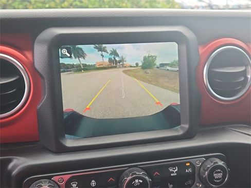 Used 2021 Jeep Gladiator Rubicon image 26