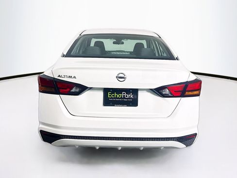 Used 2022 Nissan Altima 2.5 S FWD image 7