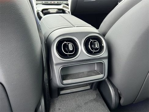 Certified 2025 Mercedes-Benz C 300 4MATIC Sedan image 33