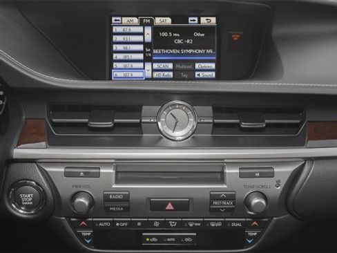 Used 2013 Lexus ES 350 4dr Sdn image 9