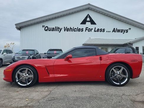 Used 2007 Chevrolet Corvette Convertible w/ Preferred Equipment Group image 16