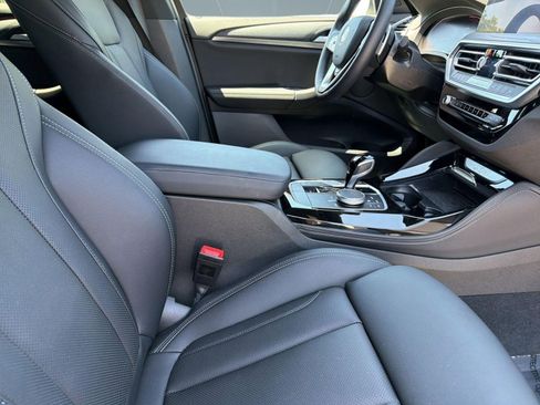 Certified 2025 BMW X4 xDrive30i AWD/4WD image 30