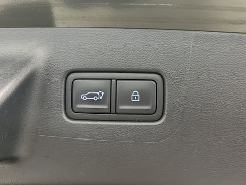Used 2025 Hyundai Santa Fe SEL AWD/4WD image 31