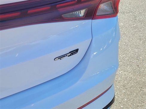 Used 2022 Kia K5 GT-Line image 9
