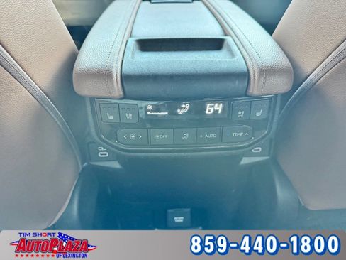 Used 2024 Toyota Grand Highlander AWD Hybrid image 37