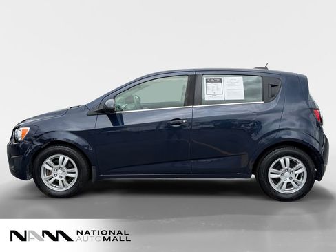 Used 2015 Chevrolet Sonic LT FWD image 2
