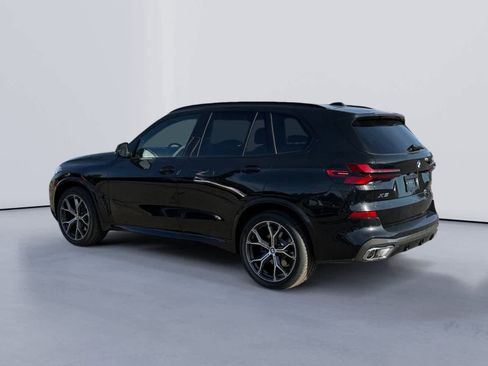 New 2026 BMW X5 xDrive40i w/ M Sport Package AWD/4WD image 5
