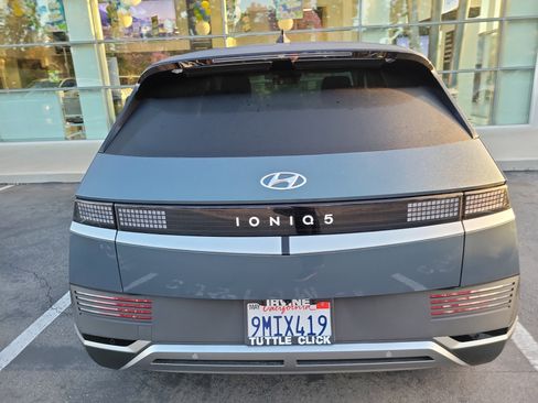 Used 2024 Hyundai Ioniq 5 SEL RWD image 5
