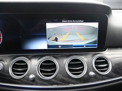 Used 2020 Mercedes-Benz E 350 Sedan w/ Premium Package image 12