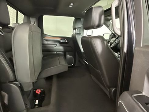 Used 2023 GMC Sierra 1500 Denali w/ Technology Package AWD/4WD image 30